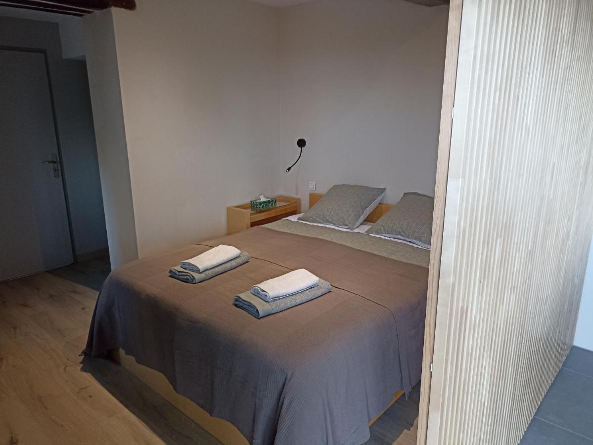 Pigeonnier De Sabaillan Bed & Breakfast Castelnau-d'Arbieu ภายนอก รูปภาพ