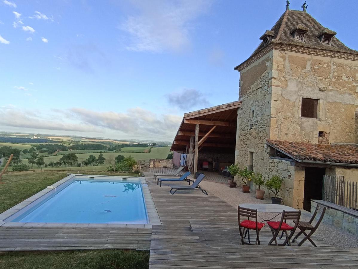 Pigeonnier De Sabaillan Bed & Breakfast Castelnau-d'Arbieu ภายนอก รูปภาพ